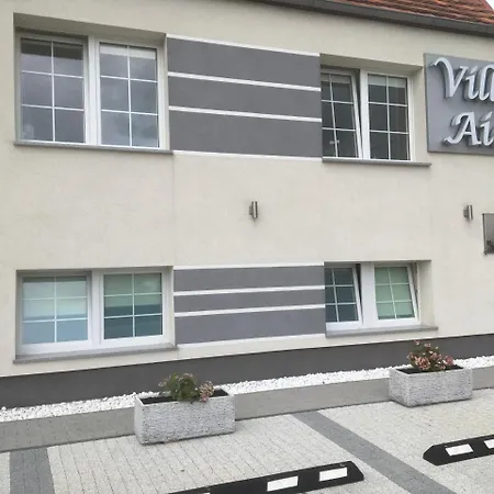 Alojamento de Acomodação e Pequeno-almoço Aida Goscinne - & Free Parking