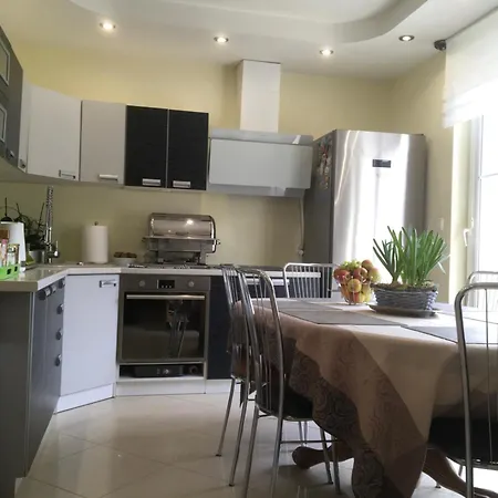 Aida Goscinne - & Free Parking 3* 格但斯克