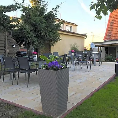 Aida Goscinne - & Free Parking 3*