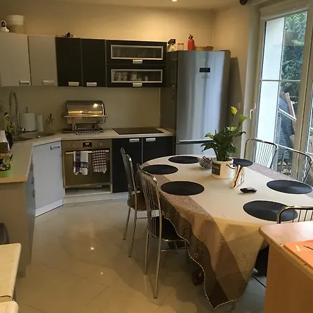 Alojamento de Acomodação e Pequeno-almoço Aida Goscinne - & Free Parking Gdańsk