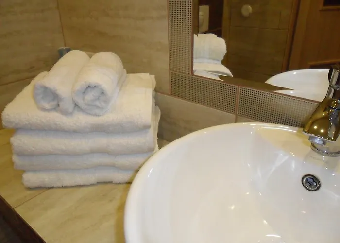 Bed and breakfast Aida Goscinne - & Free Parking