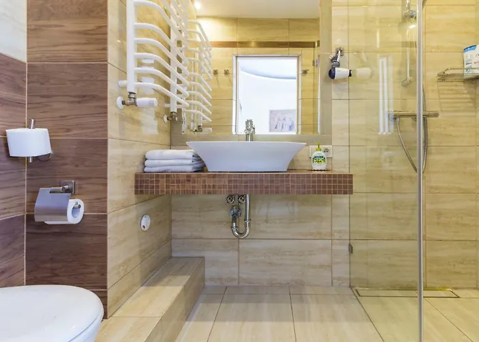 Alojamento de Acomodação e Pequeno-almoço Aida Goscinne - & Free Parking