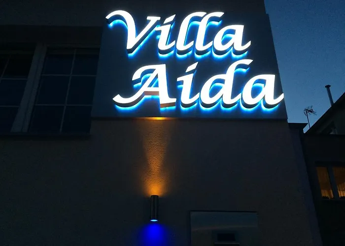 فندق مبيت وإفطار Aida Goscinne - & Free Parking غدانسك